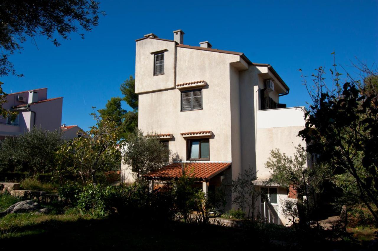 Apartamento Erika Krk Town Exterior foto